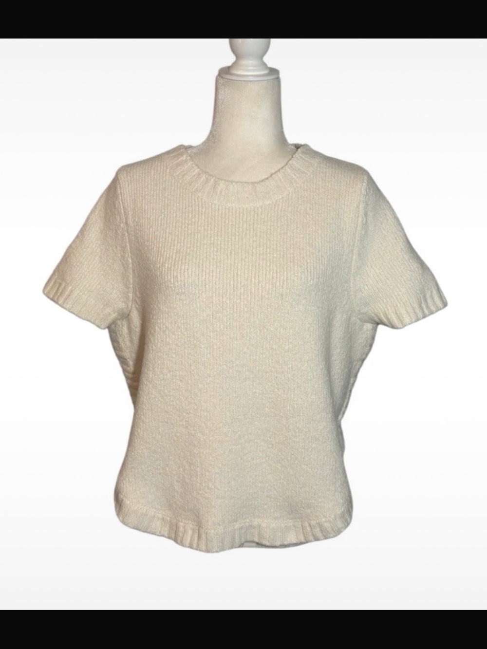 Anthropologie- Classic White Short-Sleeve Knit Sweater, Size Medium